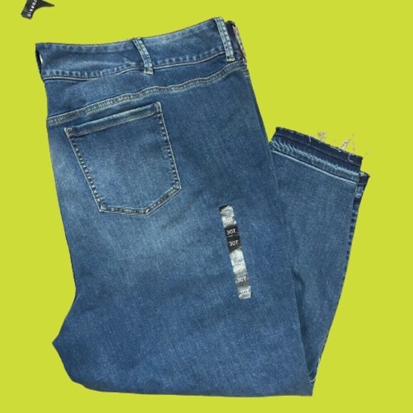 Torrid High Rise 3 Button Fly Blue Denim Jeggin Jeans Women's Size 30T NWT - Picture 1 of 9